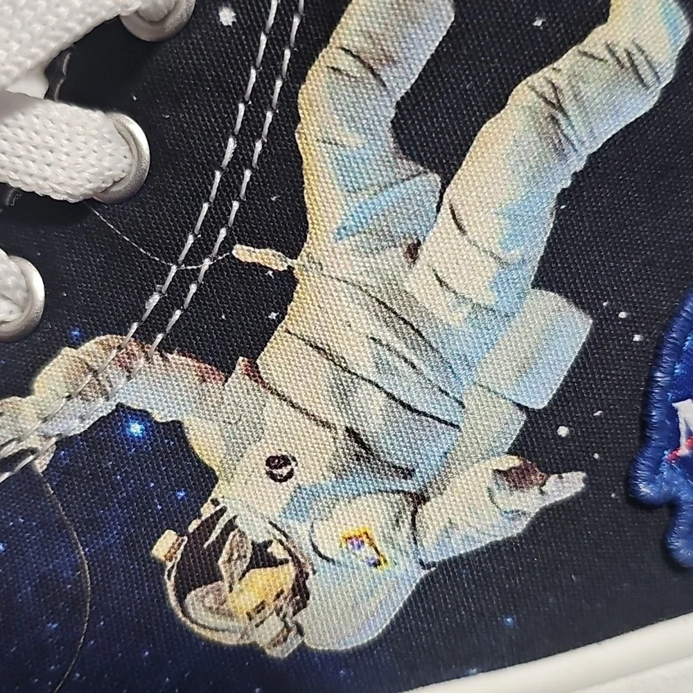 NWOT Skechers NASA High Top Sneakers Youth Size 1